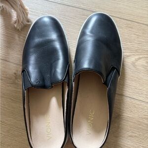 Vionic Classic Black Leather Slip-Ons